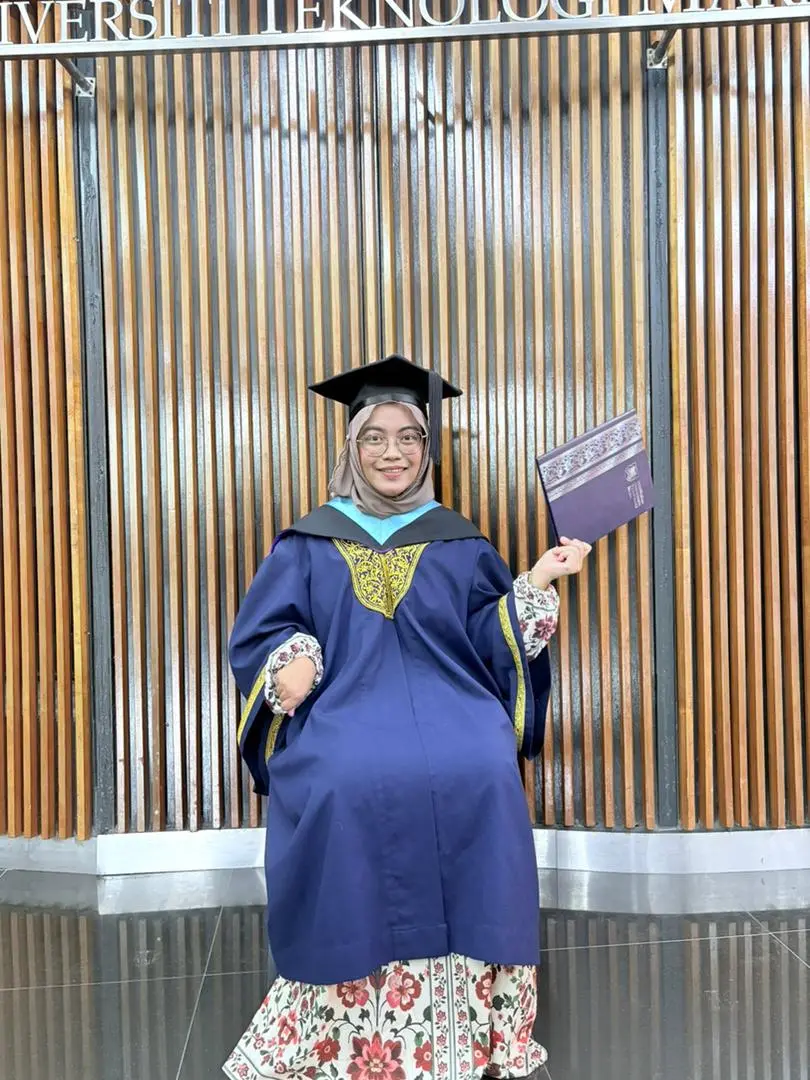 madiha oku uitm graduasi