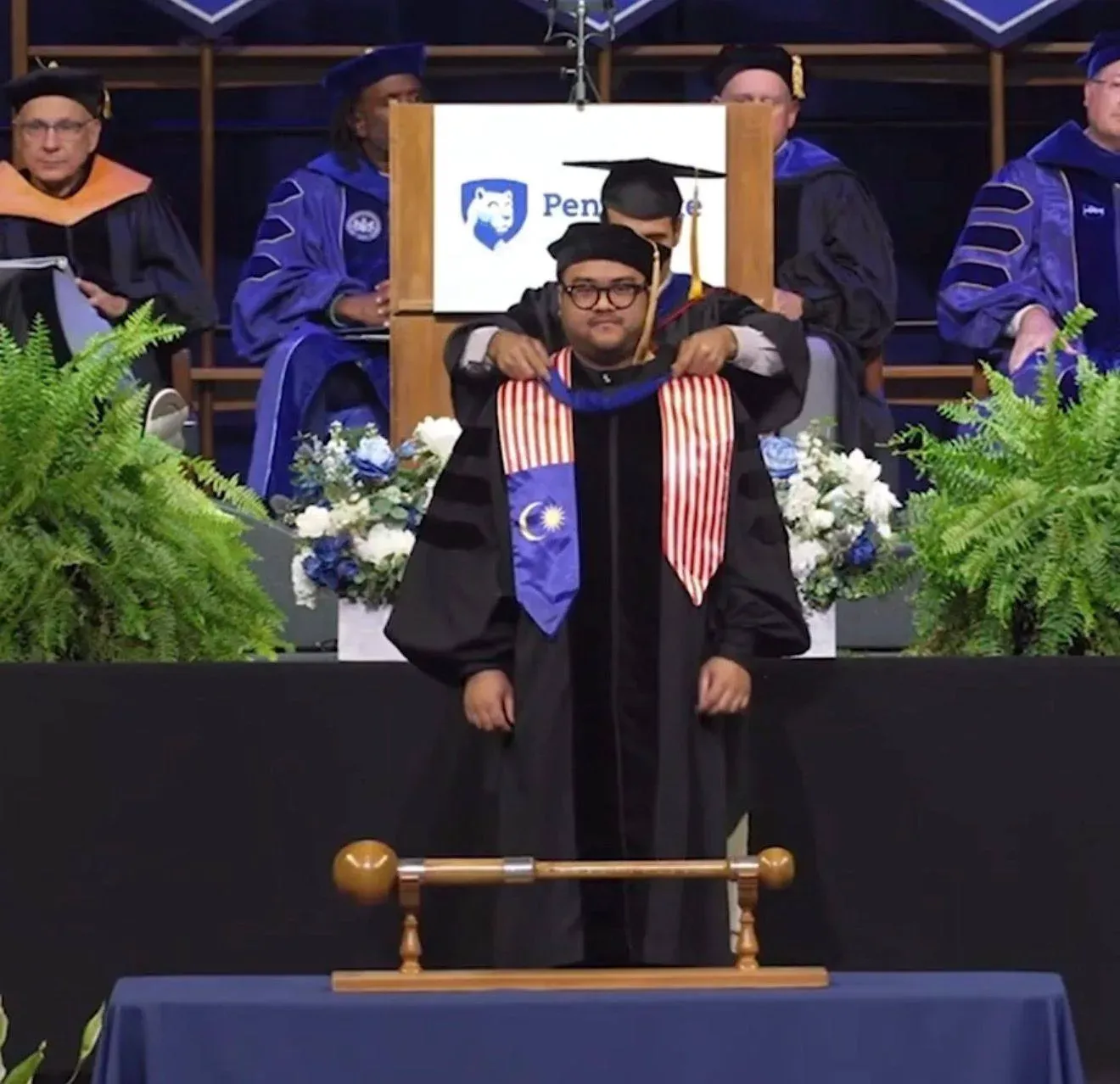 Dr Raja Akif menerima ijazah PhD Kejuruteraan Aeroangkasa di Pennsylvania State University