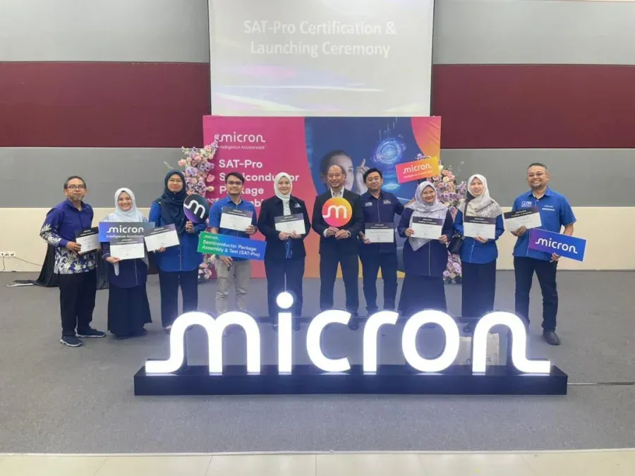 Pensyarah UTeM Terima Pensijilan SAT-Pro Micron Technology