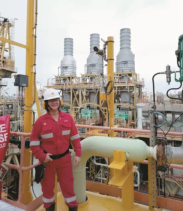 Nadine Ho Shell Malaysia – Jurutera Wanita Sabah Pimpin Pasukan Kejuruteraan