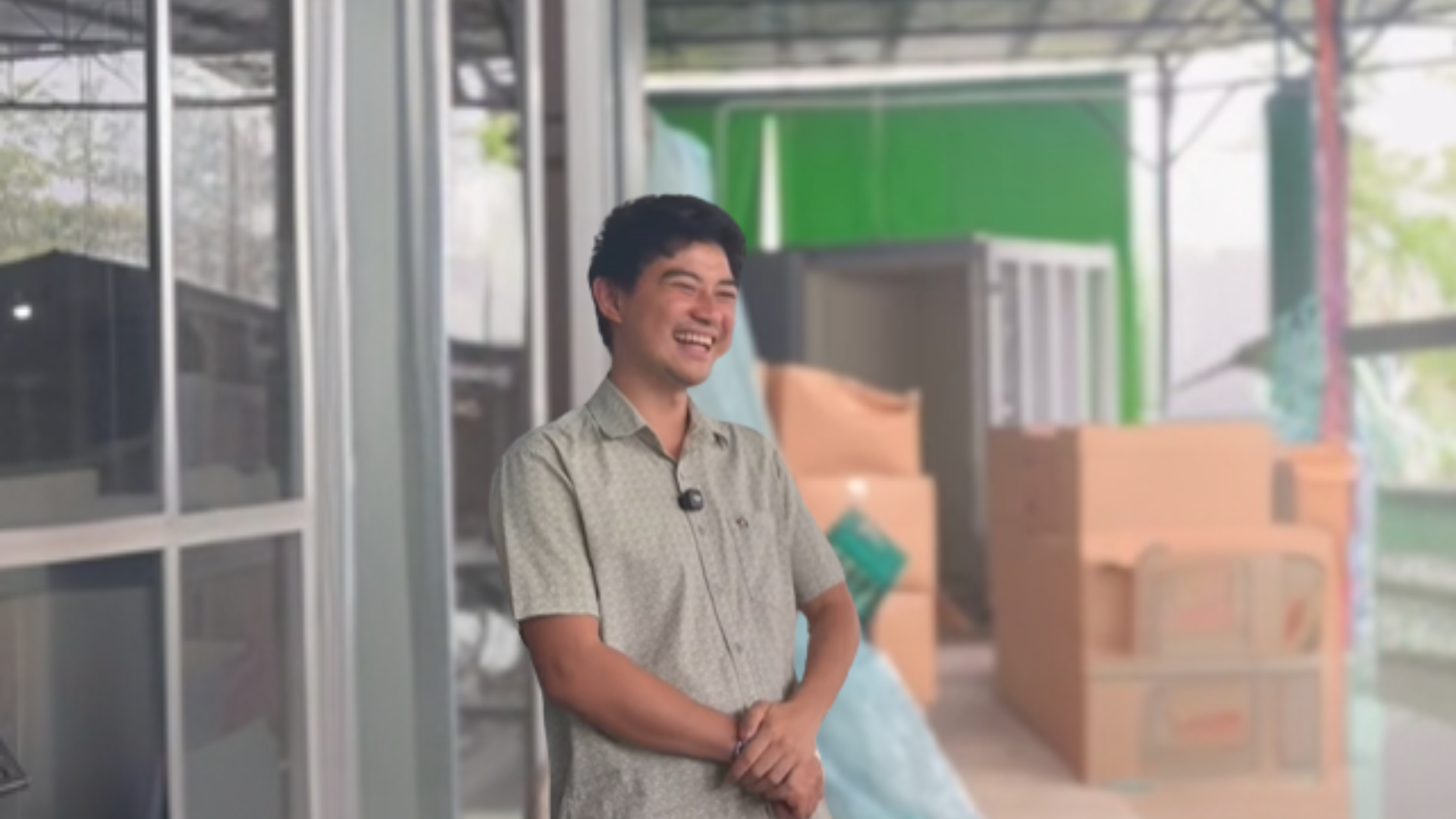 Matthew Johnny Kulai Sabah hydroponic farming modern agriculture greenhouse entrepreneur