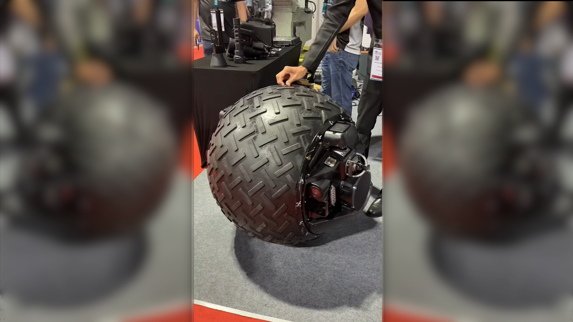 spherical robot polis tayar batman kalis peluru teknologi keselamatan kawalan rusuhan
